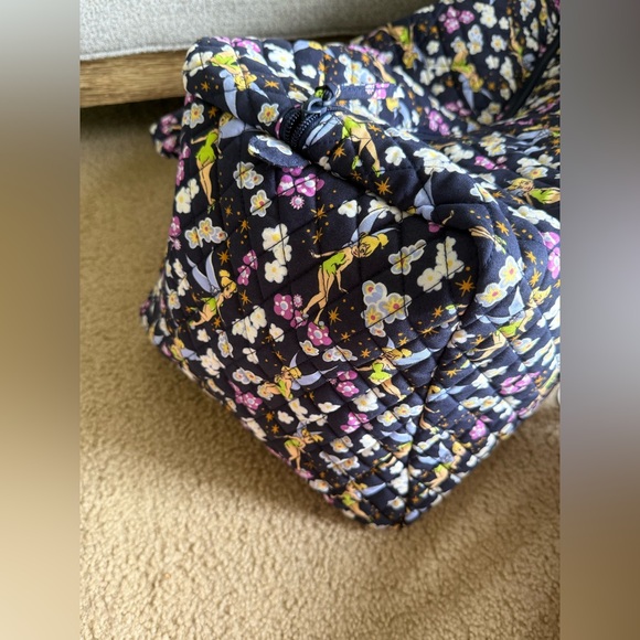 Vera Bradley Disney Tinker Bell's Flight Large Duffel Bag NWT - Picture 7 of 10